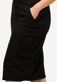 Ulla Popken Pouzdrová sukně - black