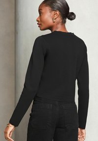Lipsy REGULAR FIT BUTTON THROUGH CREWNECK - Adīta jaka - black