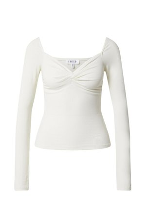 Weißes Langarmoberteil aus geripptem Stoff, mit quadratischem Ausschnitt und geknotetem Frontdetail. Figurbetonte Silhouette, minimalistisches Design.