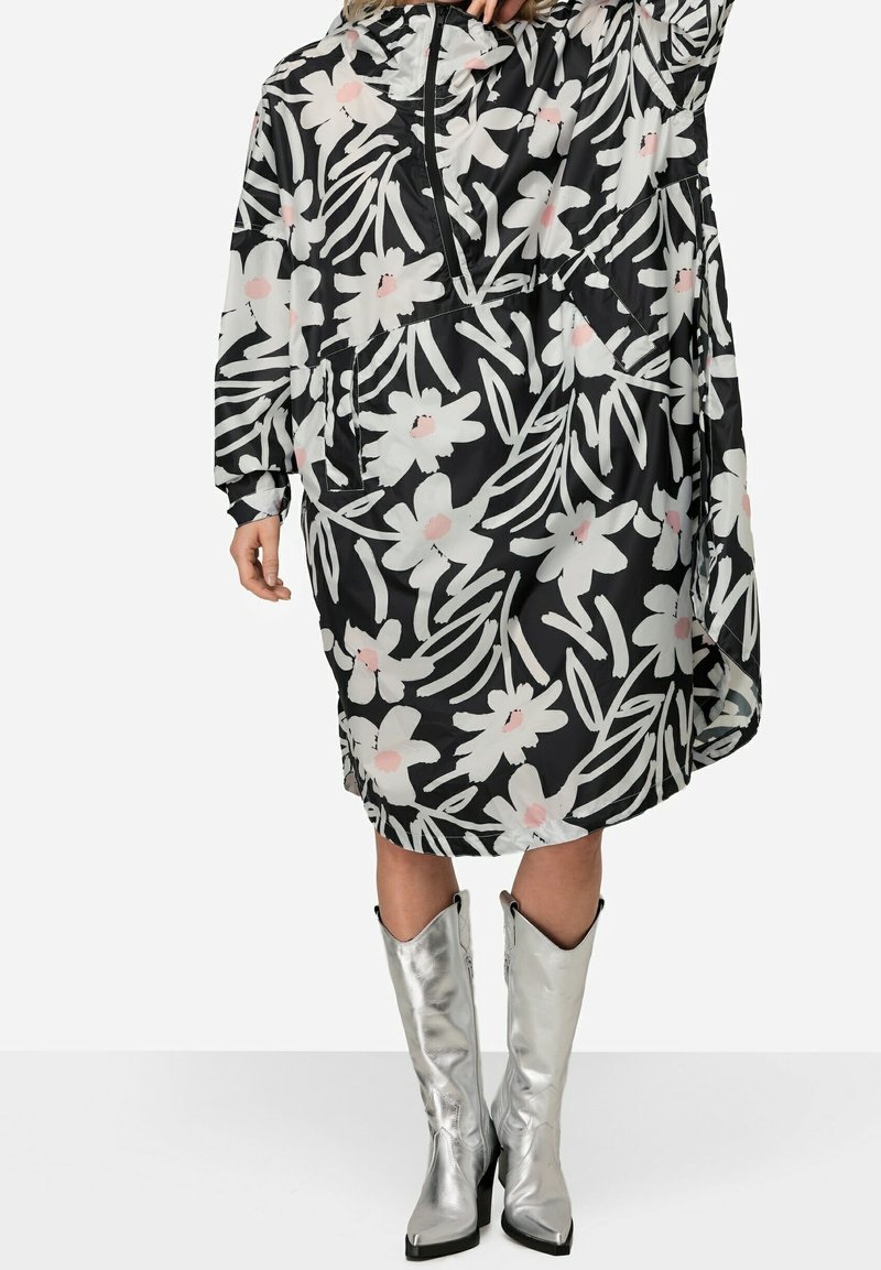 LAURASØN Kort kappa / rock - black