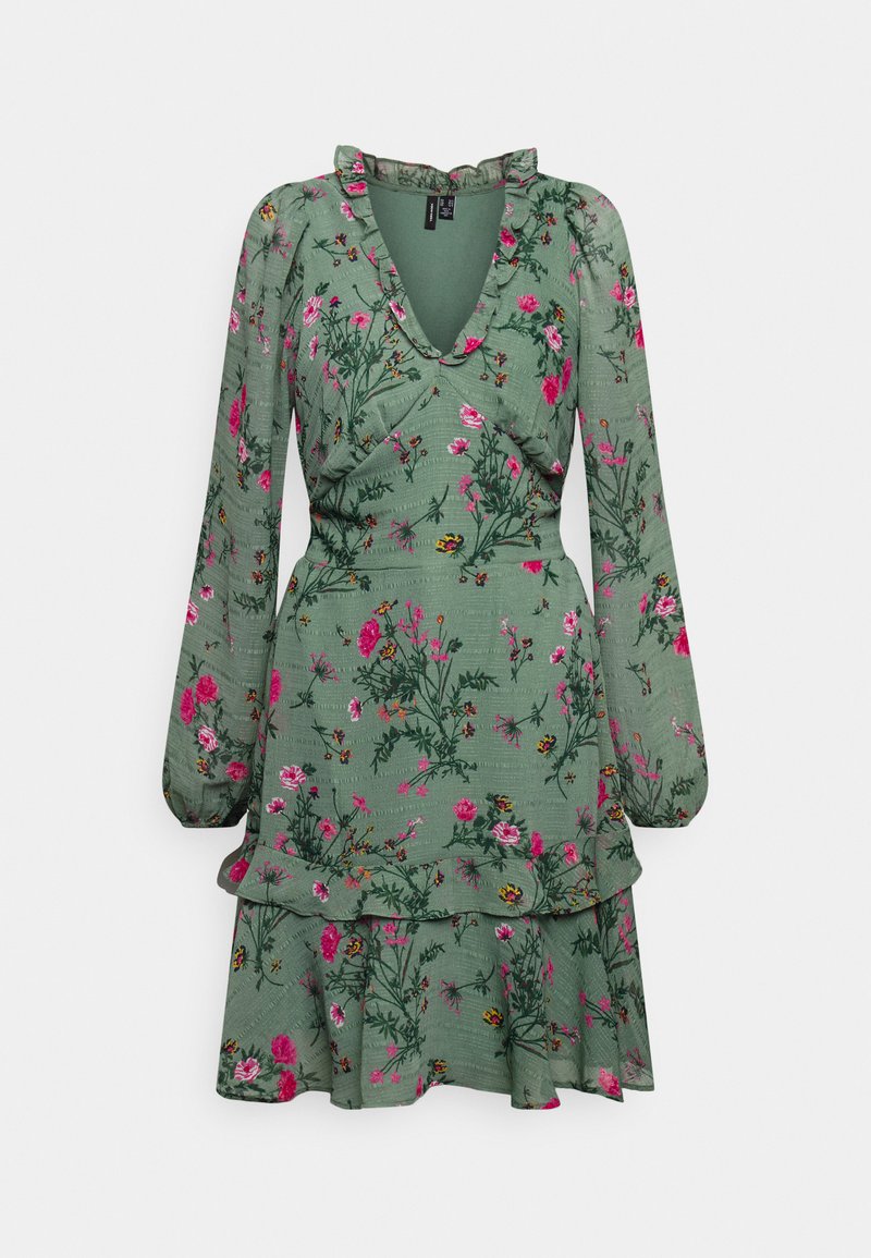 Vero Moda Tall VMROSA V-NECK SHORT DRESS - Φόρεμα ημέρας - laurel wreath/pink yarrow