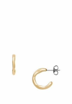 Orecchini ad anello in metallo dorato con un design curvo. Presentano una texture lucidata e un perno argentato sul retro per una vestibilità sicura.