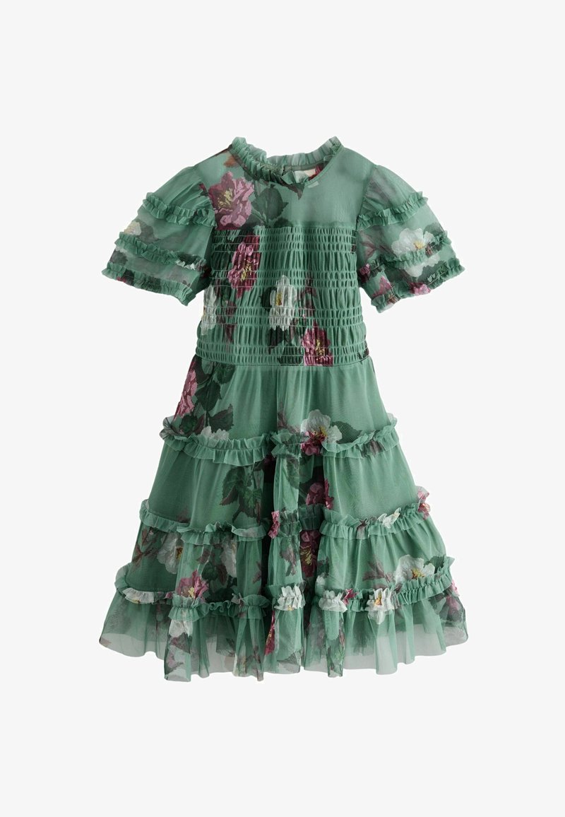 Zelena tila haljina s ružičastim i bijelim cvjetnim uzorcima, volanima, naboranim korzetom i kratkim napuhanima rukavima.