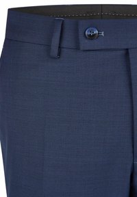 Marineblaue Hosen aus strukturiertem Stoff, mit einem Knopfverschluss und Gürtelschlaufen, in einem taillierten Design für einen schmalen Schnitt.