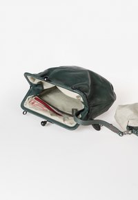 Aunts & Uncles FORTUNE COOKIE - Umhängetasche - deep teal