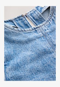 Non sélectionné, denim