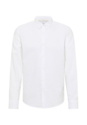 Biała koszula z długim rękawem, zapinana na guziki, z ostrym kołnierzykiem i zapinanymi mankietami, prezentowana na jednolitym białym tle.