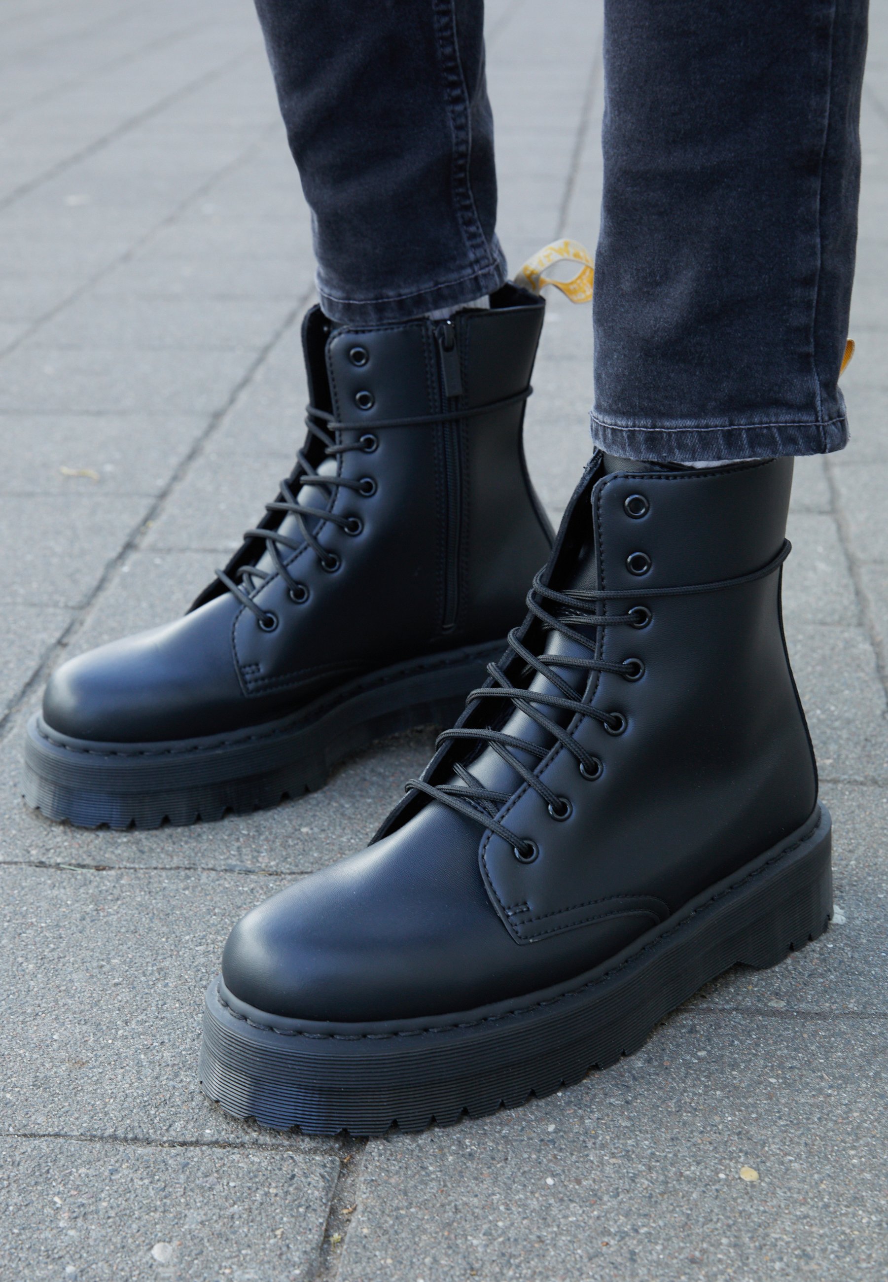 Dr. Martens VEGAN JADON II MONO - Bottines à lacets - black/noir ...