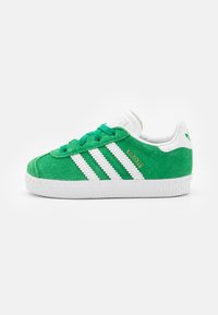 Nem kiválasztott, green/footwear white/gold metallic