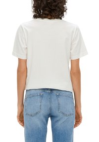 s.Oliver MIT -DETAIL - T-Shirt print - creme
