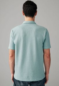 Next REGULAR FIT - Polo krekls - green