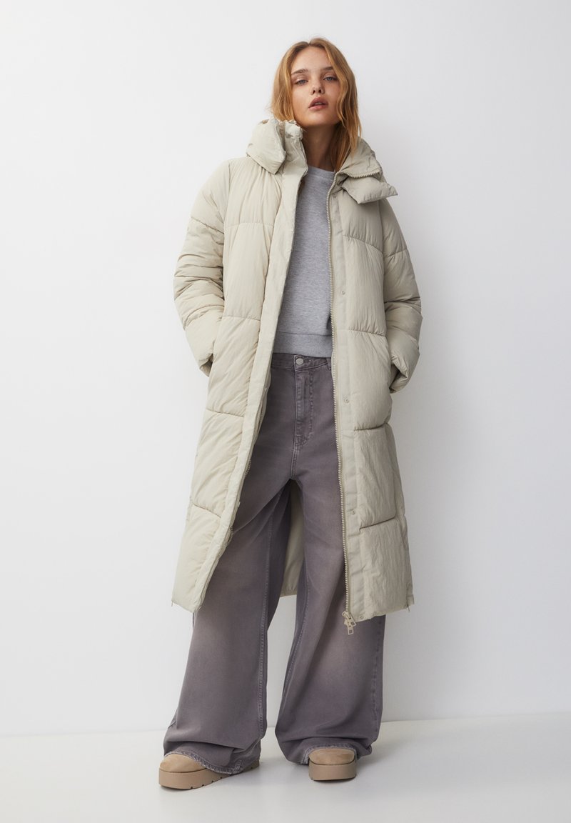 PULL&BEAR QUILTED Wintermantel beige Zalando.at