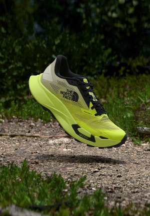 VECTIV ENDURIS 4 - Chaussures de running - fizz lime/black