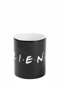 Tazza in ceramica nera con finitura lucida, con la parola "AMICI" in lettere bianche e tre punti colorati (rosso, blu, arancione) attaccati.