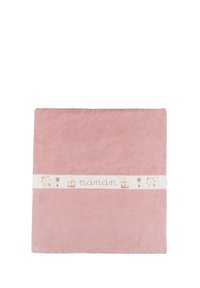 Coperta morbida rosa realizzata in materiale peluche, con una banda decorativa bianca che presenta motivi di cartoni animati e la scritta "nanán" stampata su di essa.
