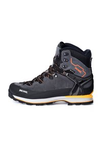 Schwarze Wanderschuhe mit grauen und orangefarbenen Akzenten, aus synthetischem Material gefertigt. Sie verfügen über ein strukturiertes Obermaterial, eine Schnürung und eine robuste Sohle.