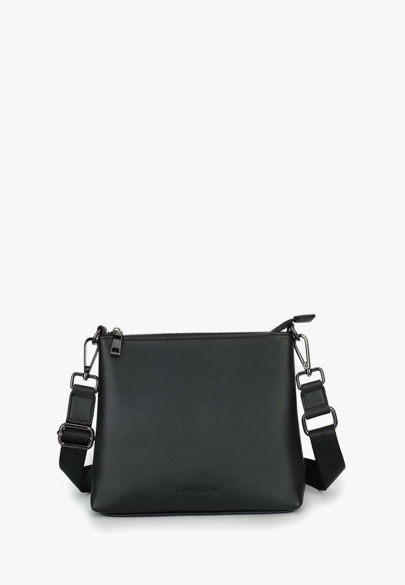 Borsa a tracolla nera realizzata in morbida ecopelle. Caratterizzata da una chiusura con zip, tracolla regolabile e un logo discreto. Design rettangolare minimalista.