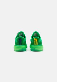 New Balance HESI  - Krepšinio batai - kelly green