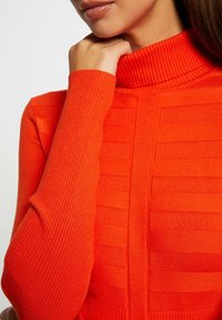 Morgan MENTOS - Maglione - orange
