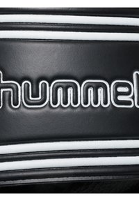 Hummel POOL SLIDE RETRO UNISEX - Badesandaler - black
