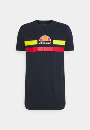 Marineblaue kurzärmelige T-Shirt mit gelben und roten horizontalen Streifen und weißem "ellesse"-Logo auf der Brust.
