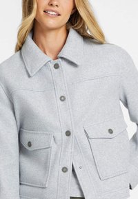 Guess Jeans - Kurtka przejściowa