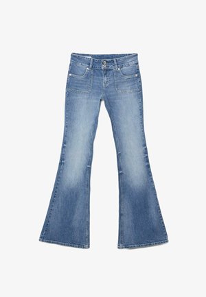 Blå denimjeans med udvidede ben, frontlommer med klap, dobbelt knaplukning og let forvitring på lår og knæ.