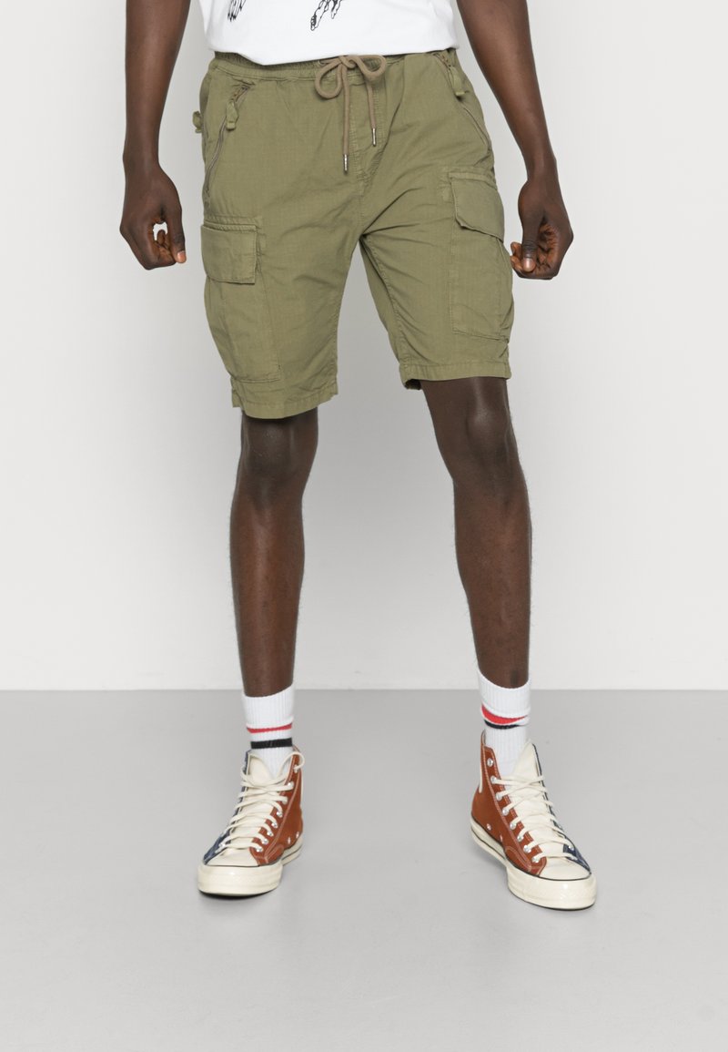 Alpha Industries - RIPSTOP JOGGER SHORT - Shorts - olive, Vergrößern