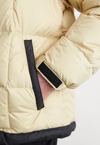 The North Face M LHOTSE JACKET - EU - Daunenjacke - gravel