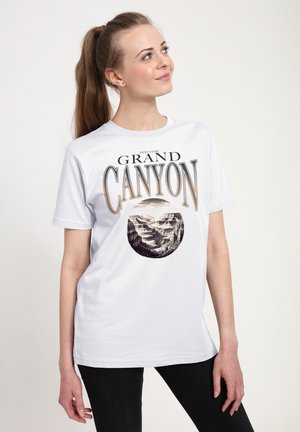 NEXT STOP GRAND CANYON - Camiseta estampada - white
