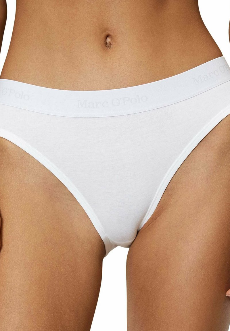 Weiße Baumwollunterhose mit einem logogeprägten elastischen Bund. Entworfen mit glatten Nähten und einem klassischen Schnitt, zeichnet sie sich durch eine weiche, atmungsaktive Textur aus.