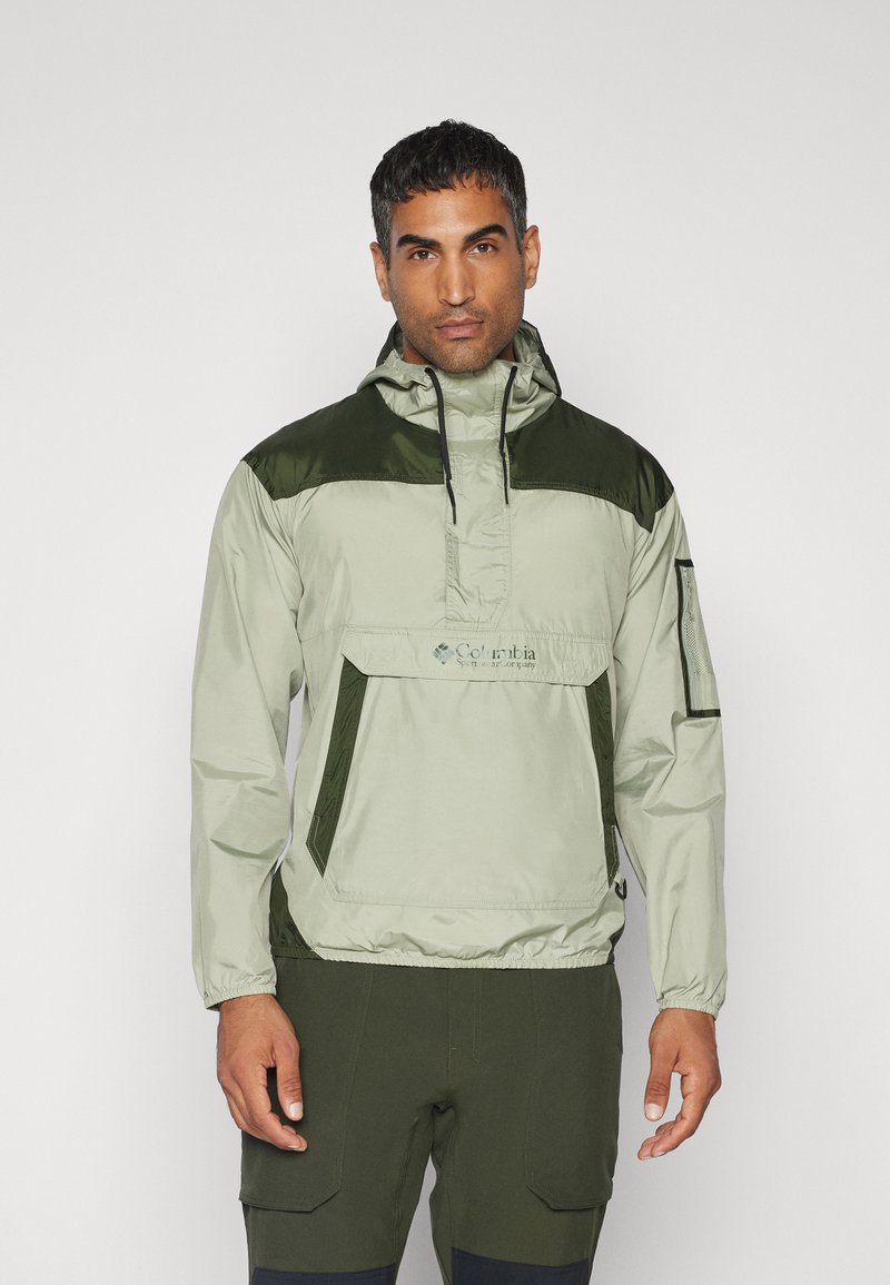 Columbia CHALLENGER™  - Vindjakke - safari/greenscape