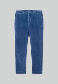 Pantalon en velours côtelé bleu pour hommes en coton avec passants de ceinture, bouton à l'avant, braguette zippée et poches latérales, étalé à plat sur un fond gris clair.