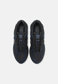 New Balance M1906 UNISEX - Joggesko - black