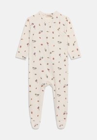 Εκρού βρεφικό φορμάκι με μακριά μανίκια και καλυμμένα πόδια, διακοσμημένο με μικρά κόκκινα, μπλε και καφέ καρτούν οχήματα και αντικείμενα.