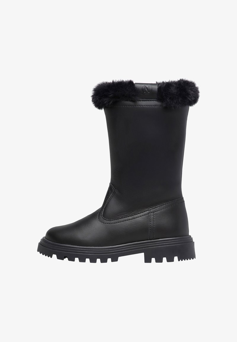 Schwarzer Lederstiefel bis zum Knie mit strukturiertem Finish, ausgestattet mit einem Kunstpelzsaum oben und einer robusten Gummisohle mit Profil.