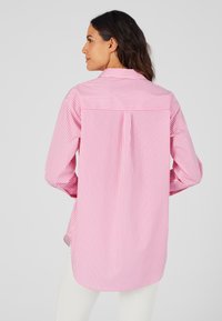 Damart RAYÉE - Camicia - rose clair rayé
