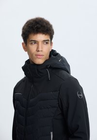 Icepeak Giacca softshell - schwarz