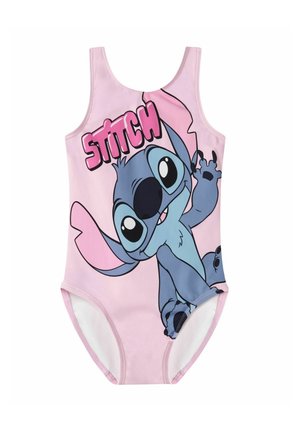 Rosa Badeanzug für Kleinkinder mit der Figur Stitch aus Lilo & Stitch, mit großen Augen und erhobenem Pfötchen, sowie dem Wort "STITCH" in kräftigen pinkfarbenen Buchstaben.