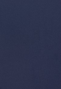 Dunkelblau strukturierter Stoff, eng gewebt mit matter Oberfläche. Glatte Fläche, keine sichtbaren Muster oder Hardwaredetails.