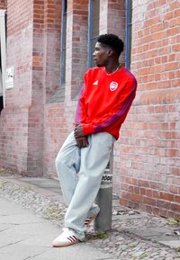 adidas Performance ARSENAL FC DNA SWT - Sweater - better scarlet