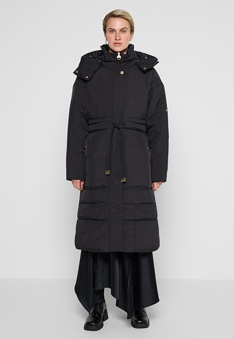 Barbour International Wintermantel zwart