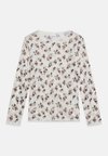 NKFWANG NEEDLE - Topper langermet - snow white
