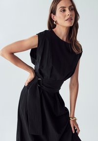 WILLA YANA - Vapaa-ajan mekko - black