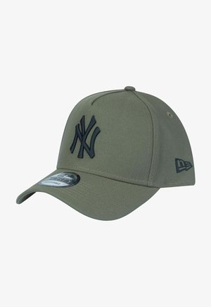 New Era, FORTY TRUCKER NEW YORK YANKEES - Cappellino - olive black