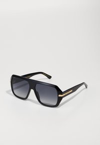 Sunglasses - black