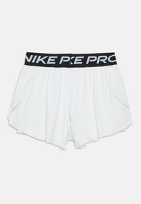 Shorts atletici albi cu o talie elastică neagră, având inscripția "NIKE PRO" în litere îngroșate. Material ușor cu un design relaxat.