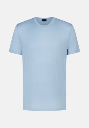 Hellblaues T-Shirt mit Rundhalsausschnitt und kurzen Ärmeln, schlichtes Design, auf neutralem Hintergrund präsentiert.