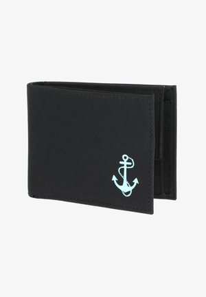 Portefeuille noir à deux volets avec un symbole d’ancre bleu clair dans le coin avant, présenté fermé et incliné pour montrer l’épaisseur et la texture.