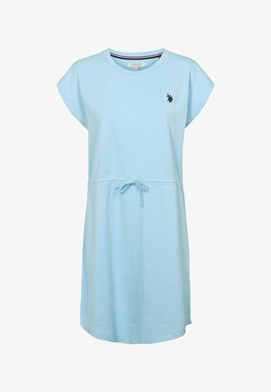 Svetloplava haljina kratkih rukava od mekane tkanine, s podesivim strukom na vezanje i malim izvezenim logotipom na prsima.